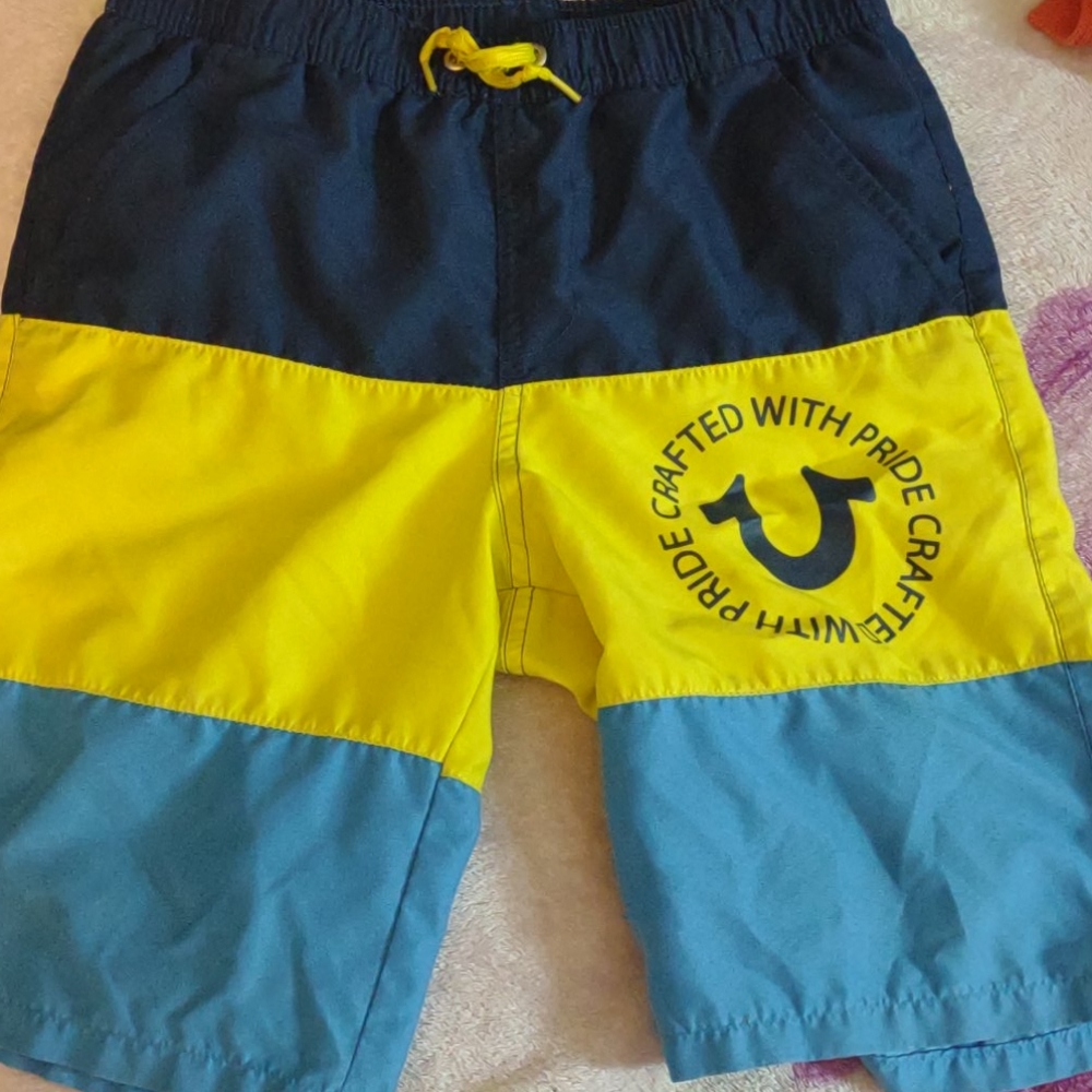 Kids swim wear